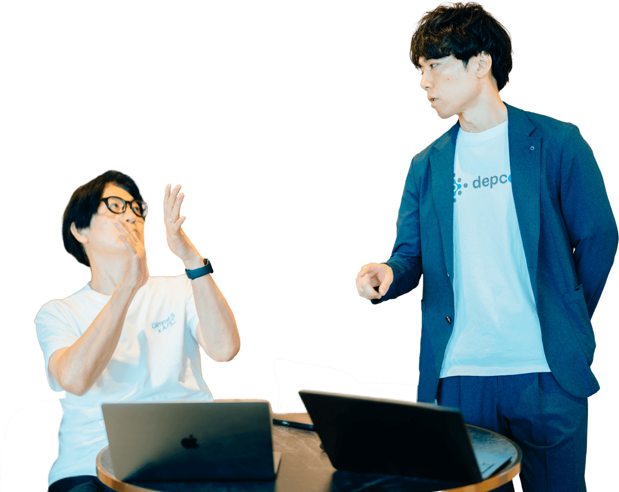 対話しながら企業情報を検討するdepcoaのコンサルタント
